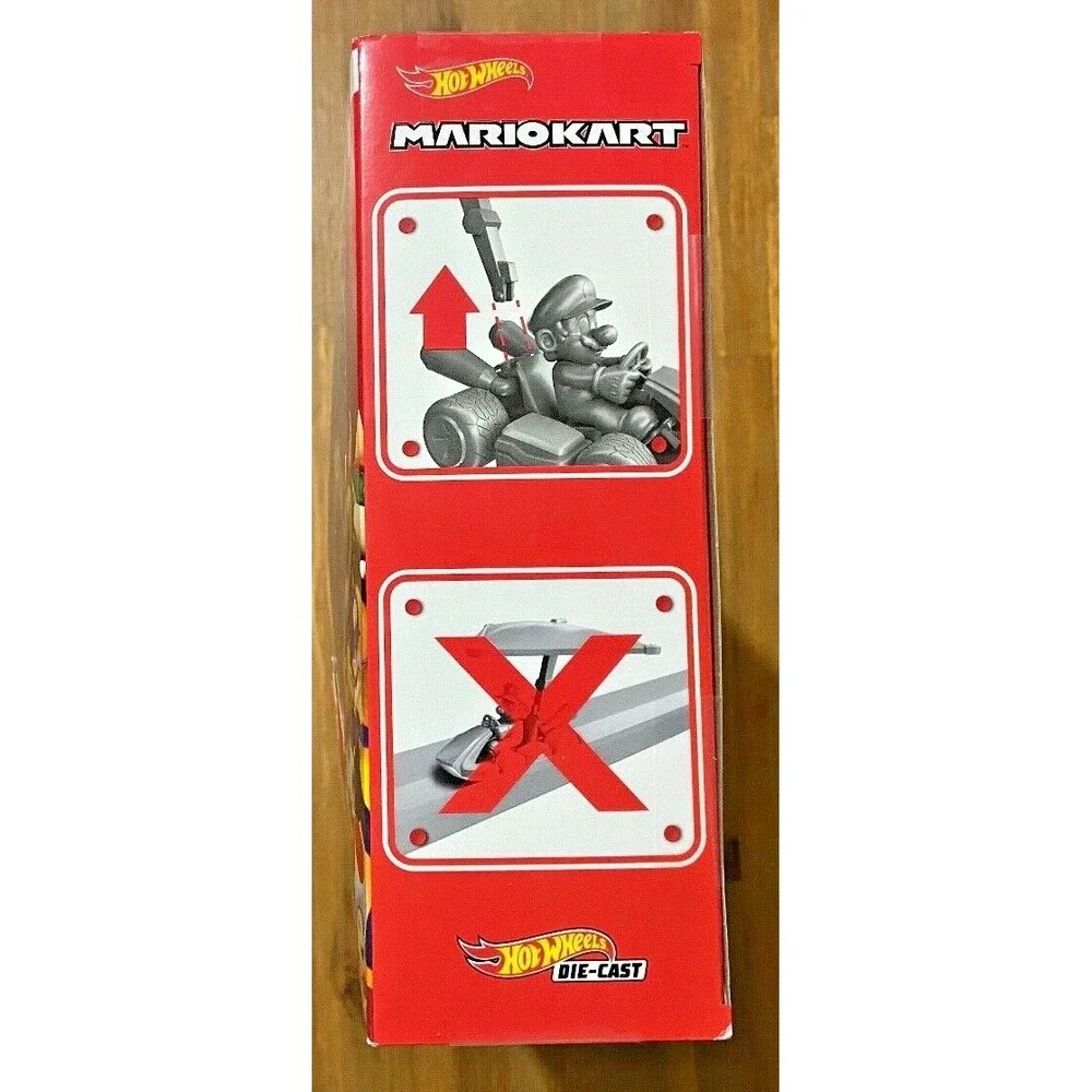 MARIO KART Hot Wheels 2020 8-Pack Die-Cast Collector Set Bowser Waluigi‎